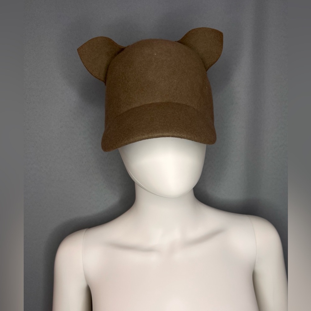 NEW BCBG MAXAZRIA Brown  100% Wool Cat Ear Hat